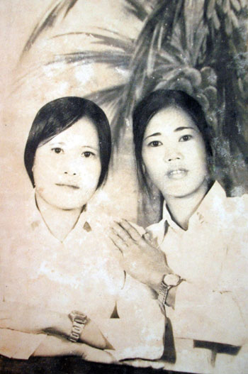 Cầu gì không bắc qua sông ? 1
